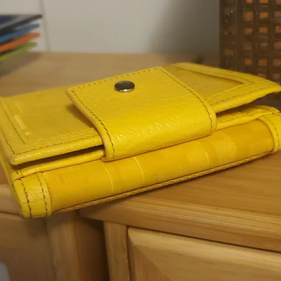 Fendi Monogram Limited Edition Wallet - Picture 6 of 16